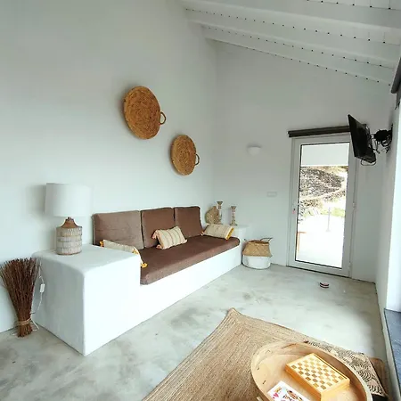 Casa Dos Castanheiros - The White Nyaraló *